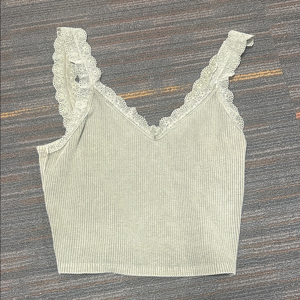 American Eagle Outfitters Lace Trim Ribbed Crop Top - Light Gray